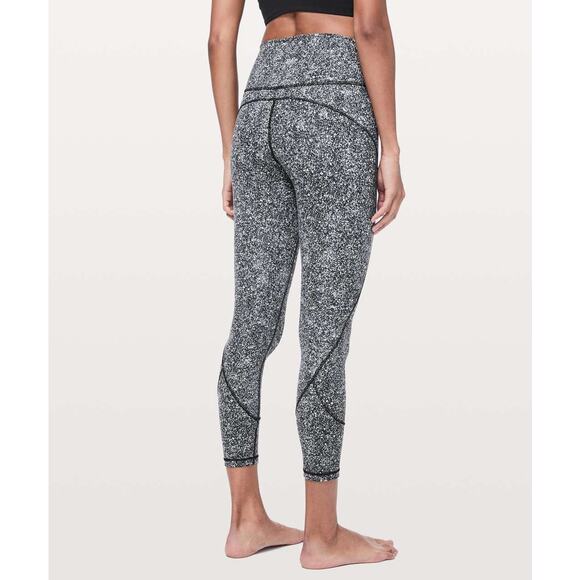 LULULEMON In Movement Tight Crop Pants Everlux Diffuse Starlight Black Size 12 - Picture 2 of 12